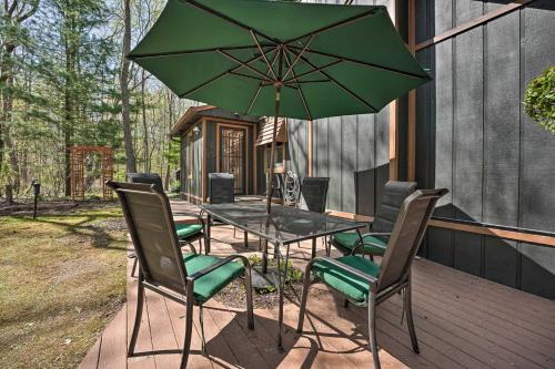 Harbert House | Sawyer Retreat with Fire Pit Less Than 2 Mi to Beaches!