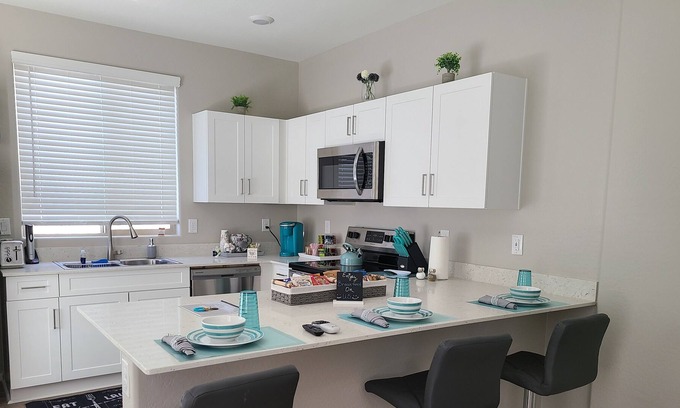Canyon Trails House | Say hello to the beautiful warm and sunny weather with NO CLEANING FEE