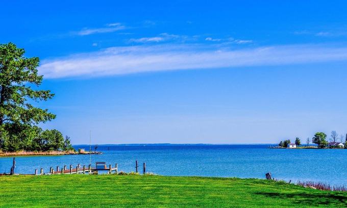 Cambridge House | Scenic and private waterfront eastern shore home.
