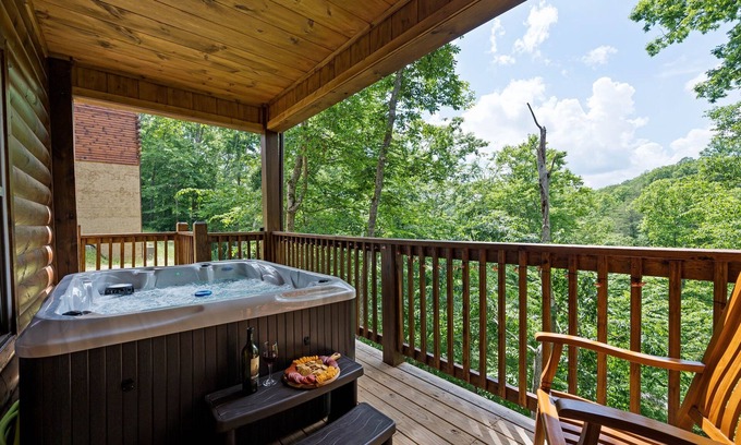Sevierville Cabin | Scenic Fall Cabin HotTub Indoor Pool Pets OK