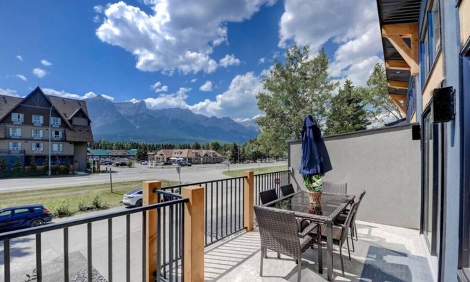 Teepee Town Apartment | Scenic Mountain Escape with BBQ and Private Patio