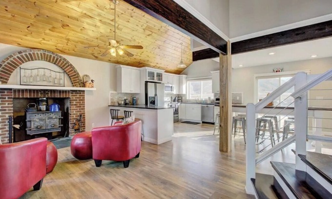 Boise House | Scenic Nest in the Wilderness