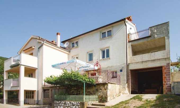 Brsec Apartment | Scenic Seafront Brsec Apartment - Three Bedroom Apartment with Terrace