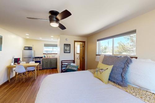 South Fork Hotel | Scenic Solitude