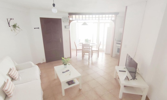 Los Silos Apartment | scents of the sea