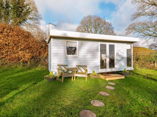 Burwarton House | School Lodge