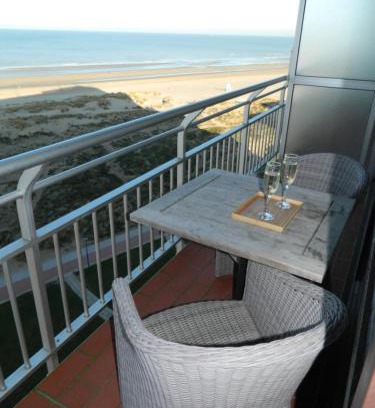 Oostduinkerke-Bad Apartment | Schoonzicht
