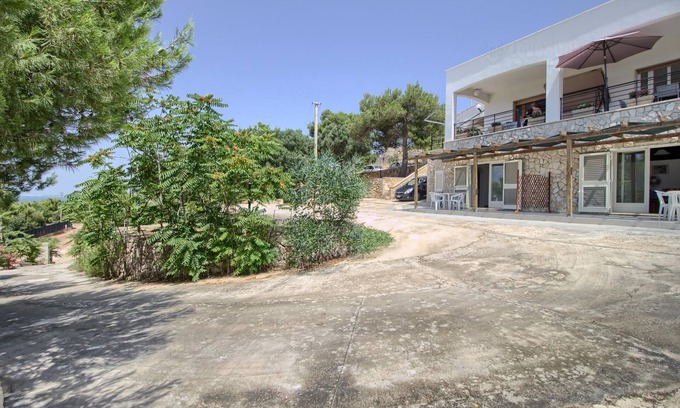 Marina San Gregorio House | Scia' 1 seafront apartment