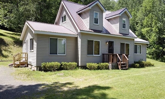 Milford House | Score a Home Run with Triple Play Hideaway – 2 Mins from Cooperstown Dreams Park