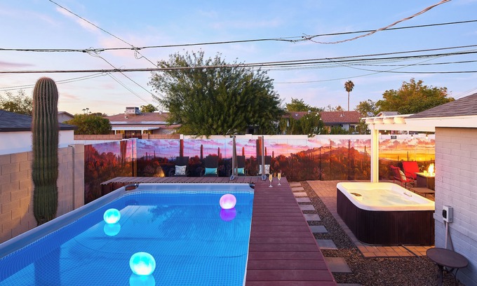 Cavalier Vista House | Scottsdale Saguaro-Pool & Spa-Games-In Old Town