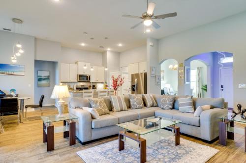Burnt Store House | Screened-In Patio and Grill Cape Coral Retreat