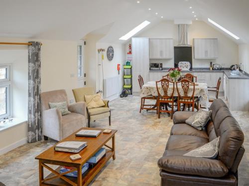 Liverton House | Scrumpy Barn - Uk12014