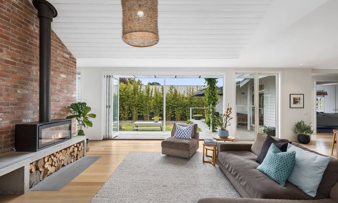 Barwon Heads House | Sea Air and Sunshine!