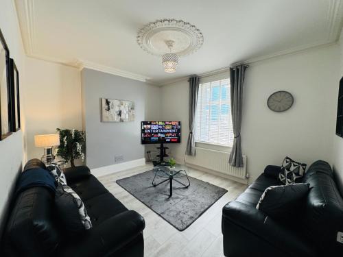 Cullercoats House | Sea Blue House, Cullercoats