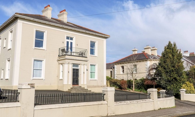 Ballycastle Cottage | SEA BREEZE, family friendly, country holiday cottage in Ballycastle