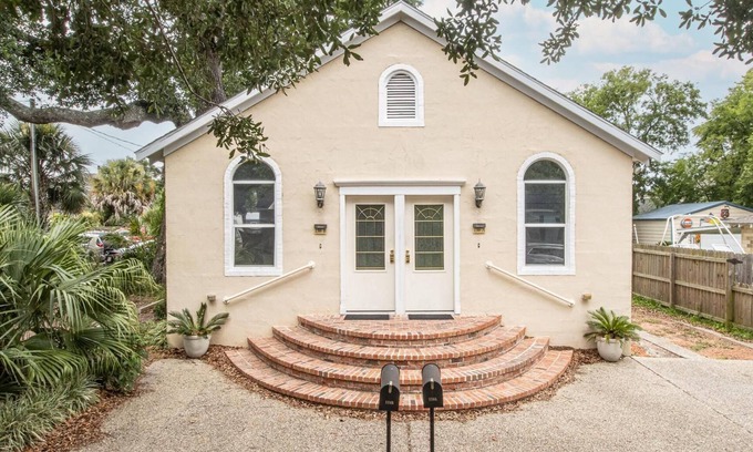 Biloxi House | Sea Breezes in the heart of Biloxi