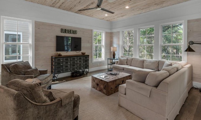SeaNest Village House | Sea Echo