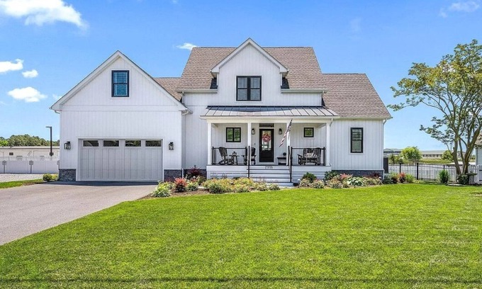 Ocean Pines House | Sea La Vie at the Inn on Turville Creek