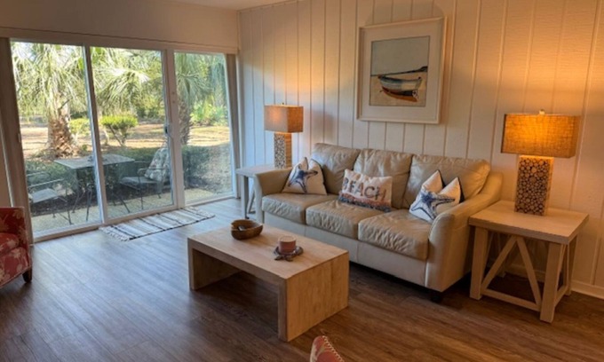 Sea Pines Condo | Sea Pines Summer Rate Discount! Fabulous Updated 2Bd 2Ba Condo. Close to Beach.