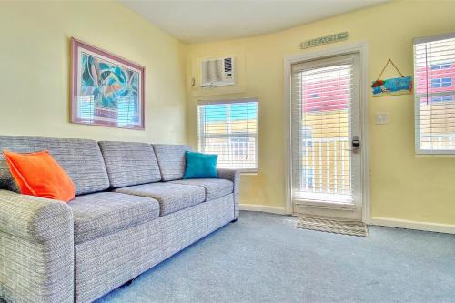 North Redington Beach Hotel | Sea Rocket 21