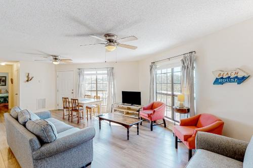 Surf Side Shores House | Sea Shell
