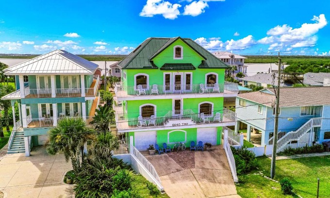 Bethune Beach House | Sea Turtle Manor