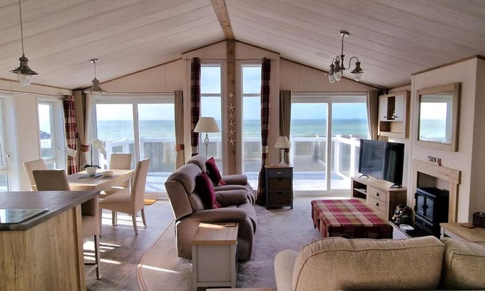 Chichester House | Sea View Lodge, Seal Bay Resort, Selsey