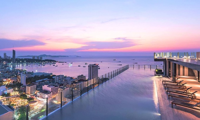 Pattaya Bay Condo | Sea View Room At Central Pattaya