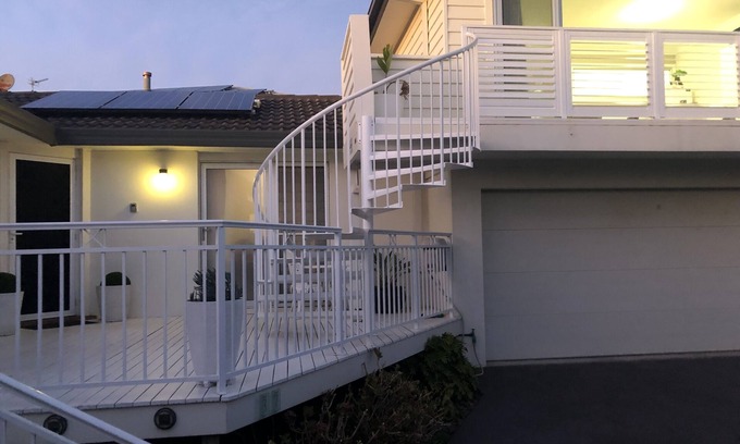 Kiama Apartment | Sea View-Waterfront @Little Blowhole on the Coastal Walk