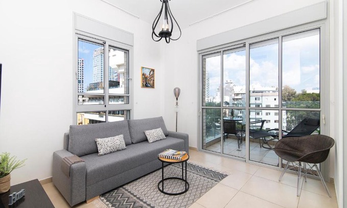 Kerem HaTeimanim Apartment | Sea view with Terrasse TOP Comfort - 5 stars