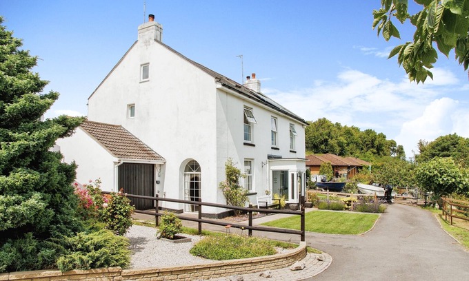 Paignton House | Sea Views from beautiful Georgian House