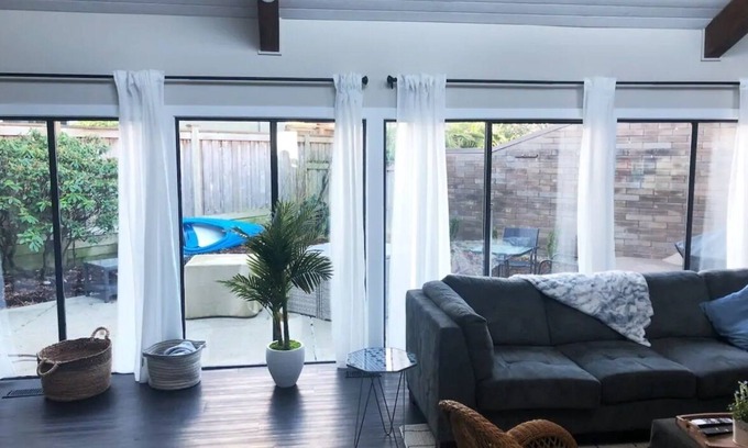 Boundary Bay House | SeaBreeze and Salty Air- Lovely Beach Getaway! NEW - Air Conditioning!