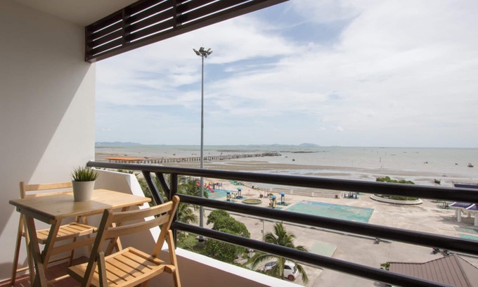 Saen Suk Hotel | Seabreeze Bangsaen