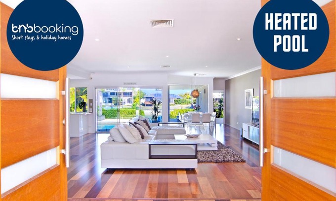 Bundall House | Seaclusion Waterfront Heated Spa and Pool