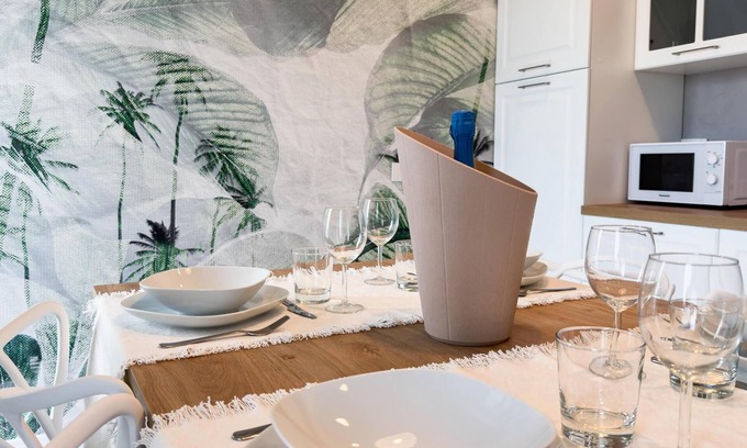 Chioggia Apartment | Seafront Modern Acquamarine Suite by Ca-sa Check