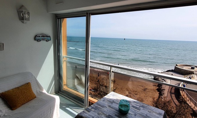 Le Grau-dʼAgde Apartment | Seafront studio in Grau d'Agde, breathtaking view
