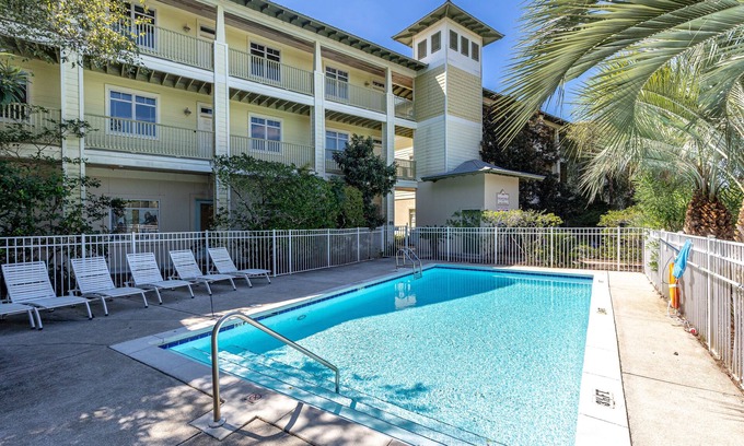Seagrove Beach Condo | Seagrove "Beachbound" 1BR, Sleeps 4, Gulf Views, Private Beach Access