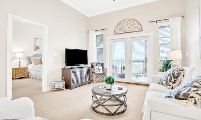 Seagrove Beach Apartment | Seagrove Highlands 1407 - Sea La Vie