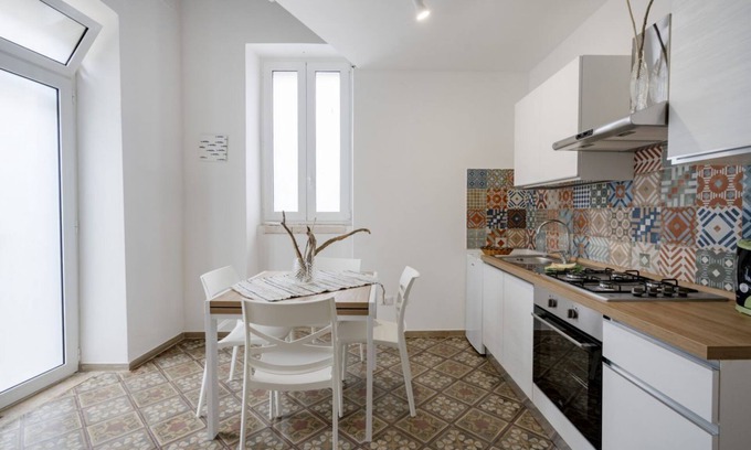 Municipio 5 Apartment | Seagull 7 - Cozy Ground-Floor Apartment