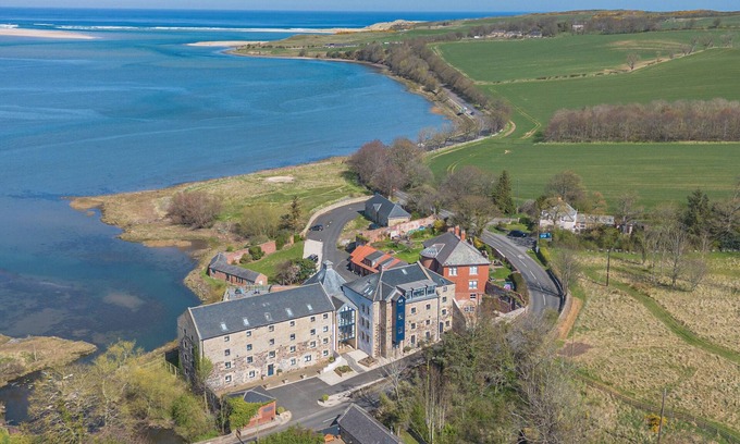 Waren Mill House | Seal Bay - Two Bedroom House, Sleeps 4