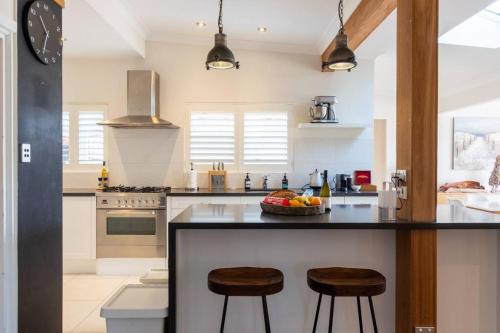 Freshwater Apartment | Sealoc - Luxury beach house - by the sea