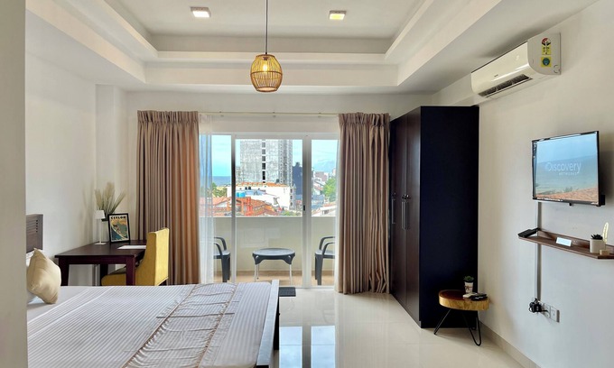 Negombo Apartment | Seascape Retreat Studio 1 in Negombo
