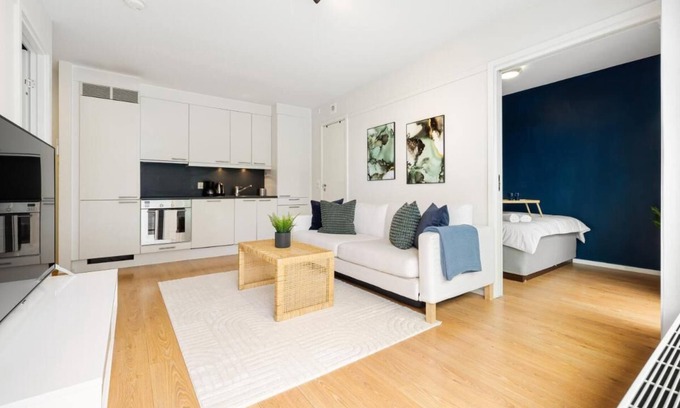 Vika Apartment | Seaside Apartment with Central Location in Oslo City Center