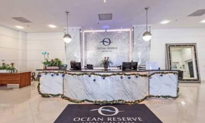 Golden Beach Hotel | Seaside Getaway - 414