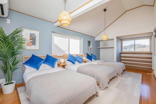 Awaji Villa | Seaside House-THE BLUE-