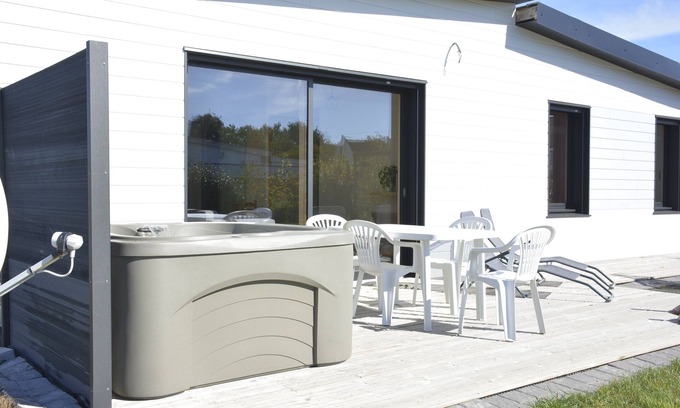 Nevez House | seaside house with jacuzzi