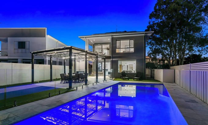 Bongaree House | Seaside Serenity