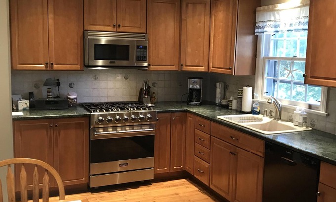 Rowayton House | Seaside Village of Rowayton Summer Rental