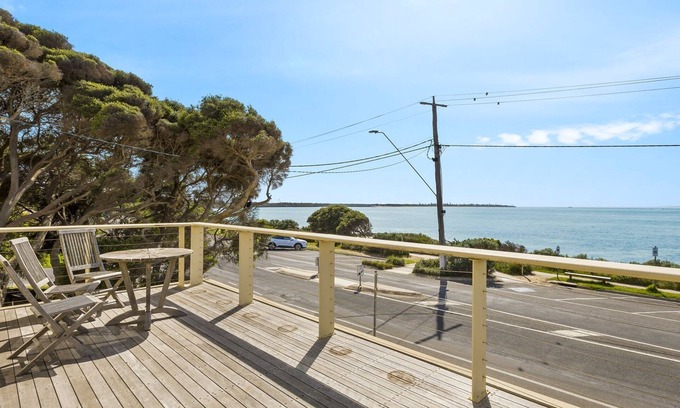 Point Lonsdale House | Seaview Splendour - Point Lonsdale