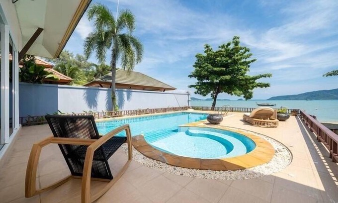 Rawai Villa | SeaView Villa Private Pool Table V195